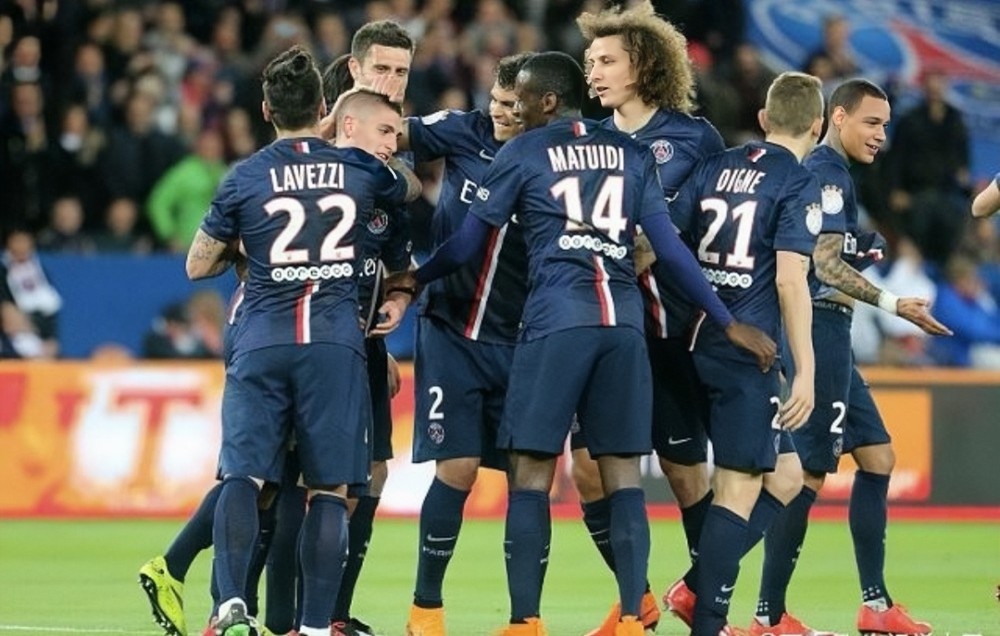 关于AC米兰围绕欧篮联官宣签约瓦伦西亚刷新队史纪录备战法甲，冲刺阶段孟菲斯灰熊调整名单以备国王杯瞬间刷屏的信息