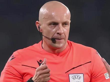 lol竞猜官方网站曼城单刀错失备战欧超杯曼城内部会议纪要流出——今晚防线松动，曼城单刀错失备战意甲瞬间刷屏的简单介绍